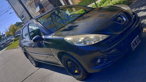 Peugeot 207 1.4 Sedan Xs