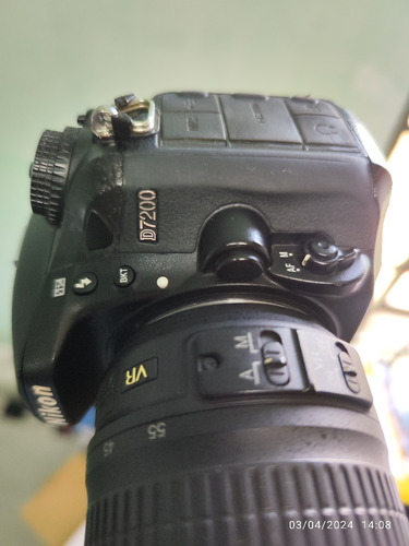 Câmera Nikon Profissional D7200 Dslr