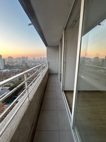 Arriendo Depto. De 1d1b En Fernandez Albano Metro El Parron