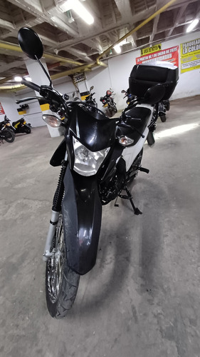 Xr190l Modelo 2023 Blanco Negro Papeles Al Dia