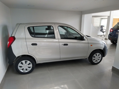Suzuki Alto 800