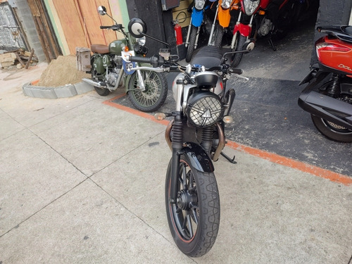 Imagem 14 de 15 de Triumph Street Twin 900