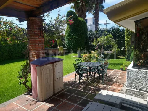 Casa Residencial De Un Piso En Venta, Zona Carcaña, Recta A Cholula, Puebla