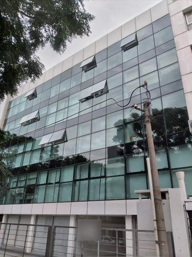 Imagen 1 de 7 de Oficina -excelente Oficina Próximo A Wtc Y Montevideo Shopping