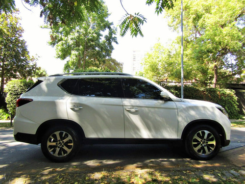 SsangYong Rexton Limited Plus 4x4 2.2 AT