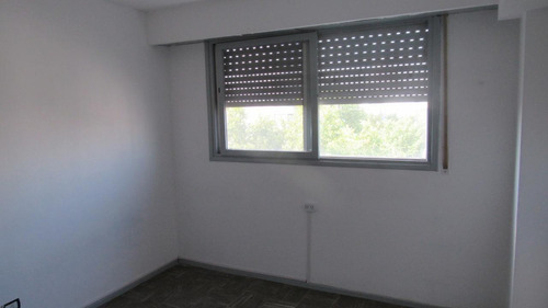 Imagen 7 de 11 de Departamento De 1 Dormitorio En La Plata Calle 56 E/ 9 Y 10 - Dacal Bienes Raíces