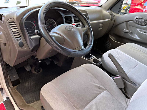 Imagem 3 de 12 de Hyundai Hr 2.5 2009
