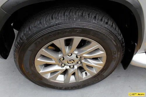 Toyota Fortuner Srv 2023
