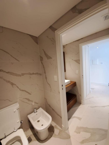 (90) Oficina En Venta En Parque Leloir