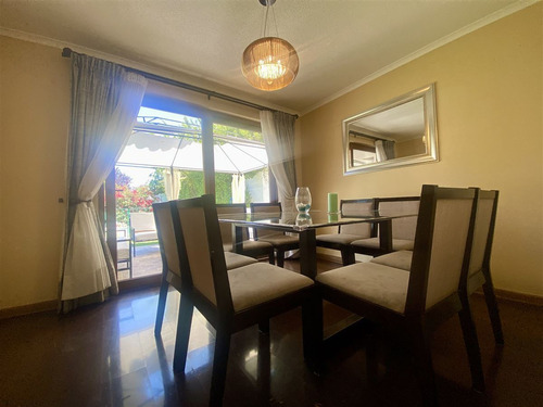 Oferta! Casa En El Carmen De Huechuraba 6d Más Serv.