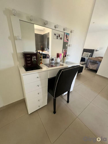 Casa En Alquiler De 5 Dormitorios Con Pileta En Canning