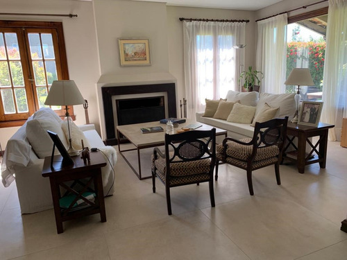 Casa En Alq. Temporario Ubicado En Santa Barbara, Tigre, G.b.a. Zona Norte