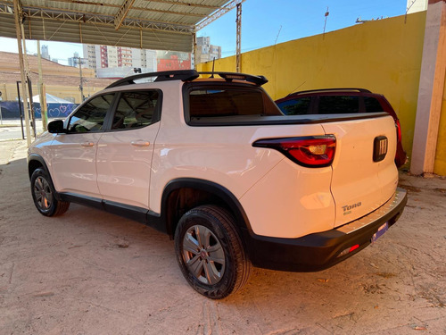 Fiat Toro 1.8 16v Evo Flex Freedom At6