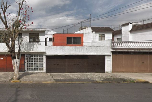 Casa En Venta Retoño # 893, Col. El Retoño, Alc. Iztapalapa, Cp. 09440  Mlday101