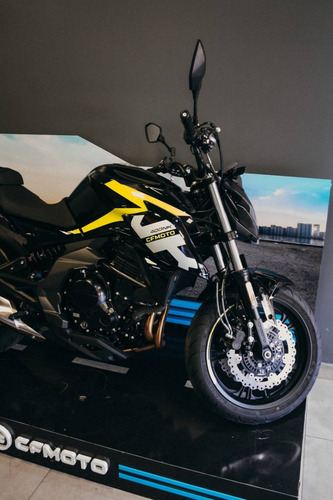 Imagen 6 de 17 de Cfmoto Nk 400 Concesionario Oficial Con Tablero Tft Nuevo!