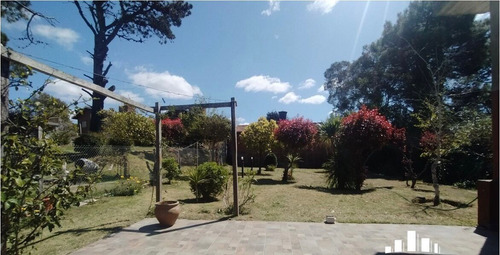 Alquiler Verano 2025 Anton Villa Gesell - Casa 4 Ambientes - Farolas Amarillas