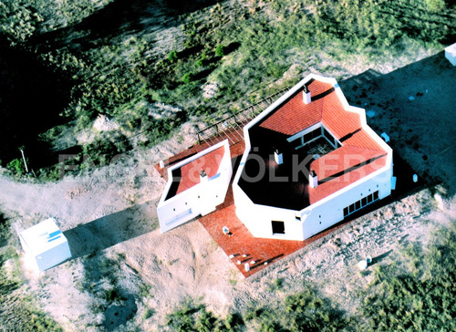 Una Joya De Arquitectura A Orillas Del Río De La Plata