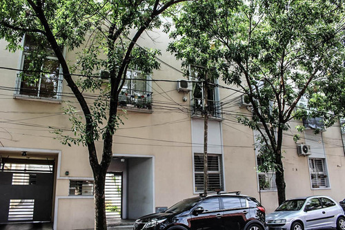 Imagen 2 de 18 de Exc. Departamento 2 Amb. En Dos Plantas Con Patio
