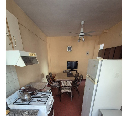 Alquiler Amplio Dpto 2 Dorm. Con Cochera, Calle 525 Bis Y 12