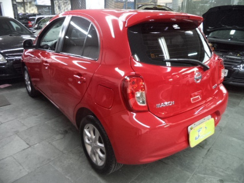 Imagem 8 de 11 de Nissan March Sv 1.0 12v Flex Completo Rodas 2016 Verm