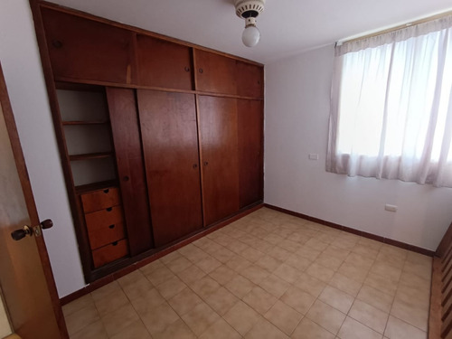 Apartamento En Residencias Gadar, Ic-00305