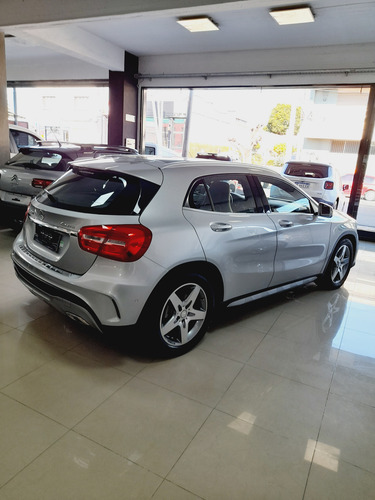 Mercedes-Benz Clase GLA 1.6 Gla250 Urban 211cv