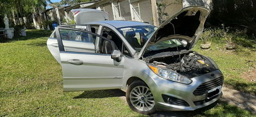Ford New Fiesta Sedan Titanium Powershift