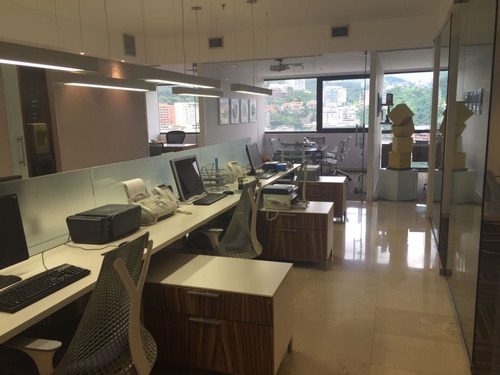 Imagen 12 de 12 de Oficina En Venta Urb. Chuao C-19282