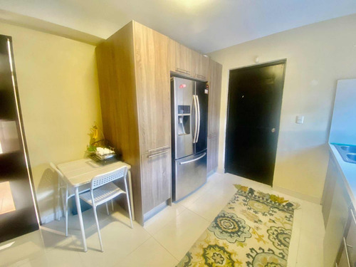 Vendo Apartamento En El Ensanches Serralles