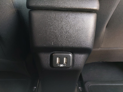 Imagem 15 de 20 de Chevrolet Onix 1.0 Turbo Flex Automático