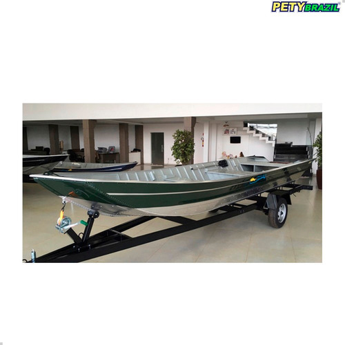 Barco Pety Brasil 600 Master