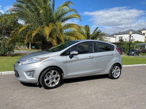 Ford Fiesta Titanium Kinetic 2013