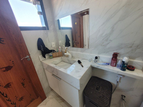 Imagem 15 de 20 de Ampla Casa Duplex