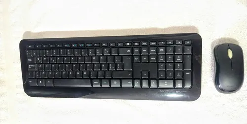 Kit Teclado Y Mouse Microsoft Wireless 850 Negro Español (Usado)