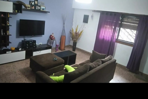 Casa En Venta En Haedo Centro Norte