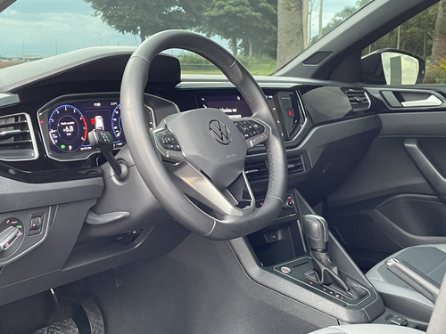 Volkswagen Nivus 1.0 4p Flex 200 Tsi Highline Automático