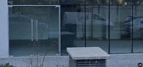 Local Comercial En Arriendo/ Las Condes/ Padre Hurtado/ Mall