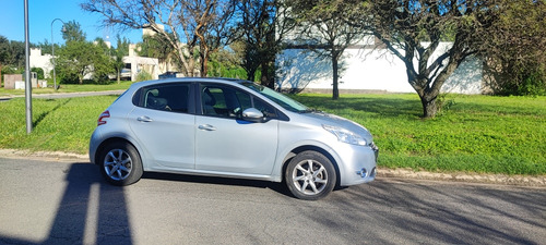 Peugeot 208 1.6 Allure