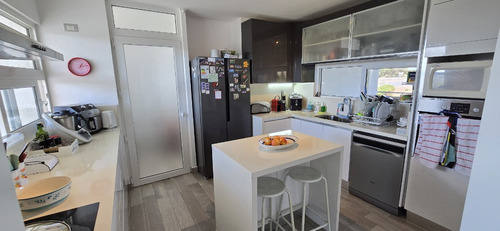 Arriendo Año Corrido: Dúplex Amplio, Vista Panorámica