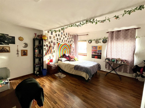 Casa En Venta De 5 Dorm. En Las Condes