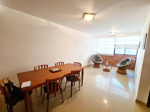 Imagen 8 de 13 de Se Vende Apartamento En Lomas Del Esteres. Miko Building 04244921462 Nelson