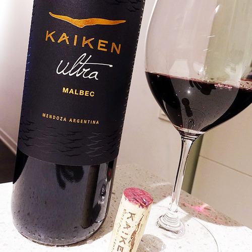 Vino tinto Malbec Kaiken Ultra 750 ml pack x 6 u en estuche de cartón
