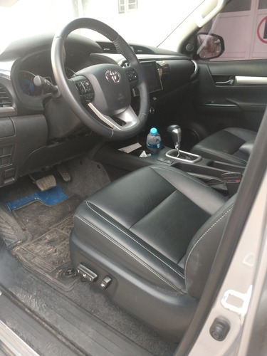 Imagen 9 de 13 de Toyota Hilux 2018 2.8 Cd Srx 177cv 4x2 At