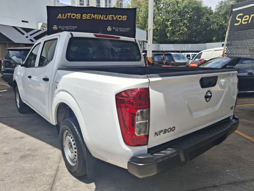 Nissan Doble Cabina Np300 2020