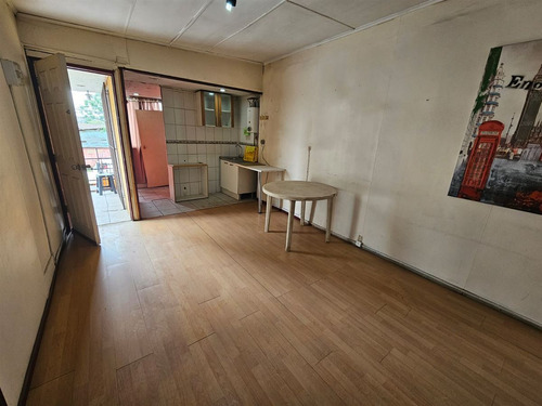 Casa En Venta De 7 Dorm. En La Cisterna Excelente Inversión