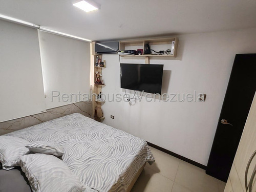 Lujoso Apartamento Amoblado En La Tahona! #25-22517 Ricardo Rah