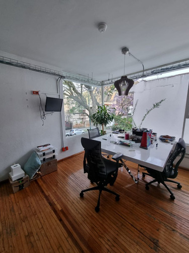 Amplia Y Hermosa Casa Con Uso De Suelo En Col. Polanco