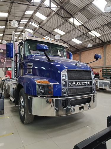 Imagen 12 de 22 de Mack Anthem Euro 5
