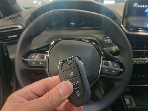 Peugeot 2008 1.0T Allure