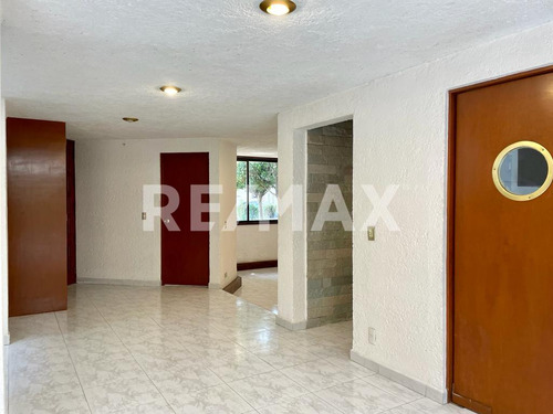 Casa En Condominio En Venta En Chimalcoyotl Tlalpan